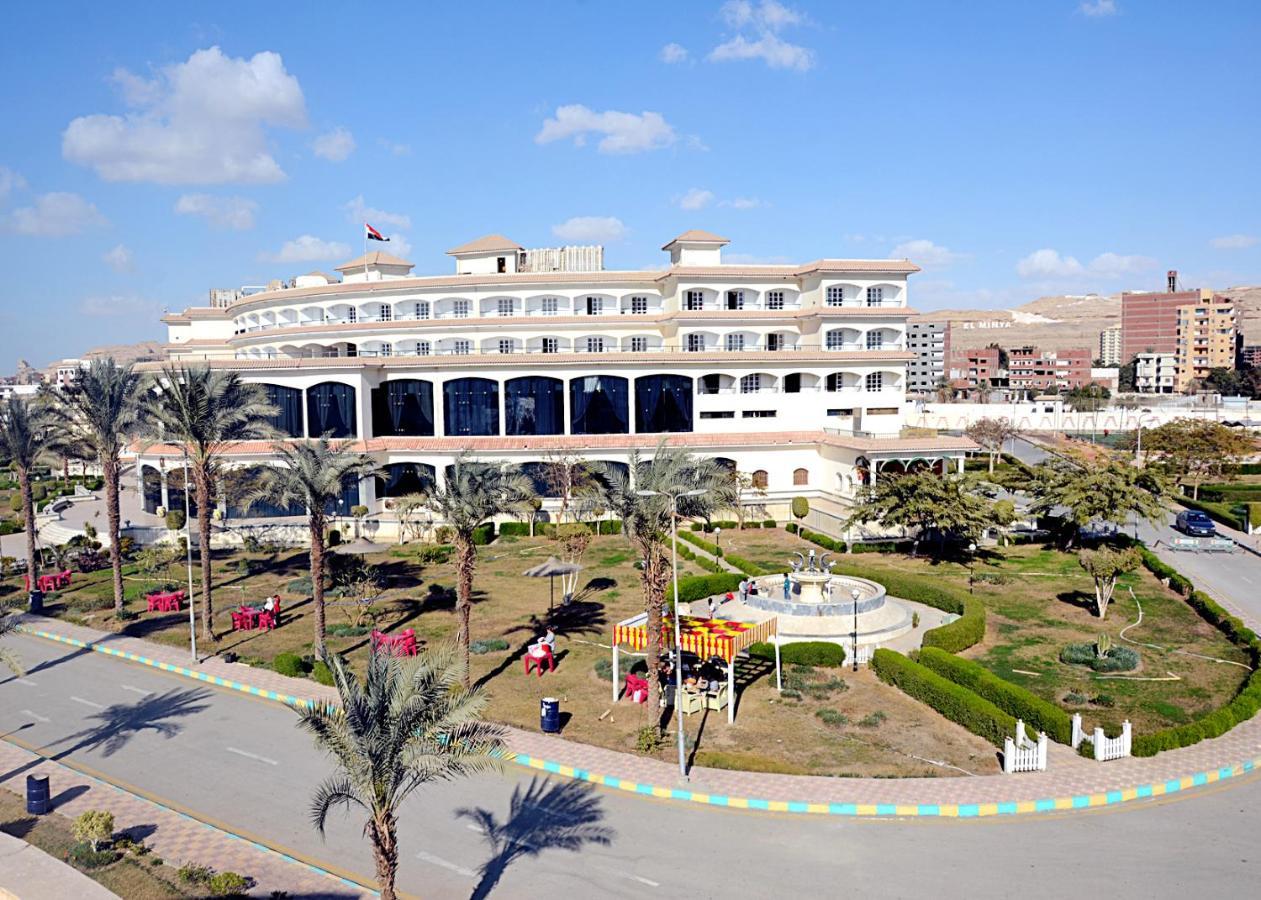 Minya Compound Of The Armed Forces Hotel Al Minya Exterior photo